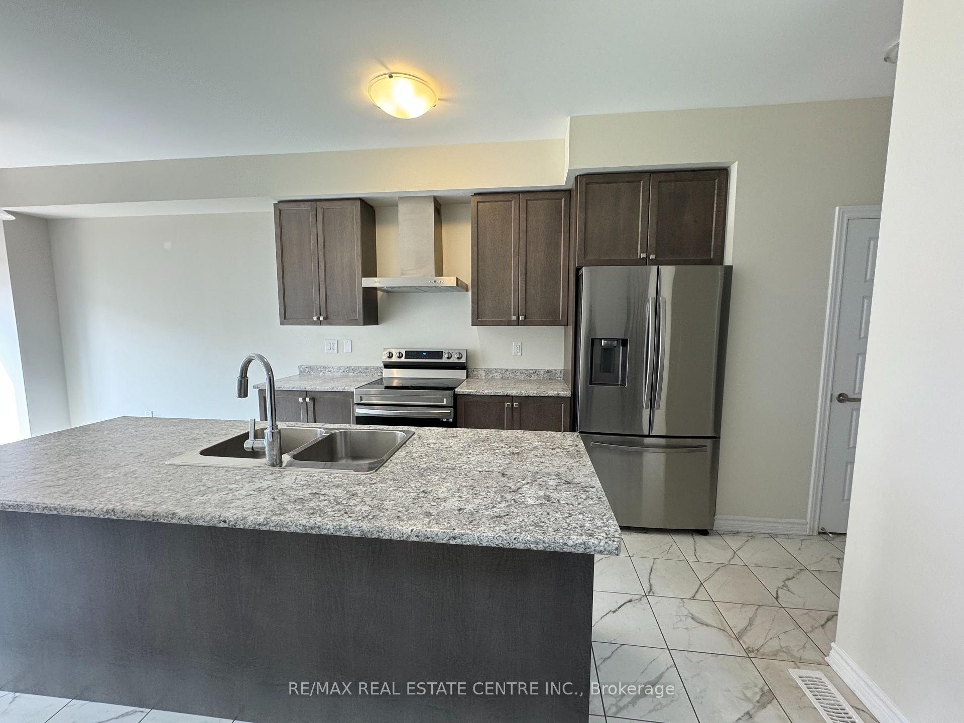 Photo 9 of 89 Blacksmith Drive, Woolwich, Breslau — HOMEH