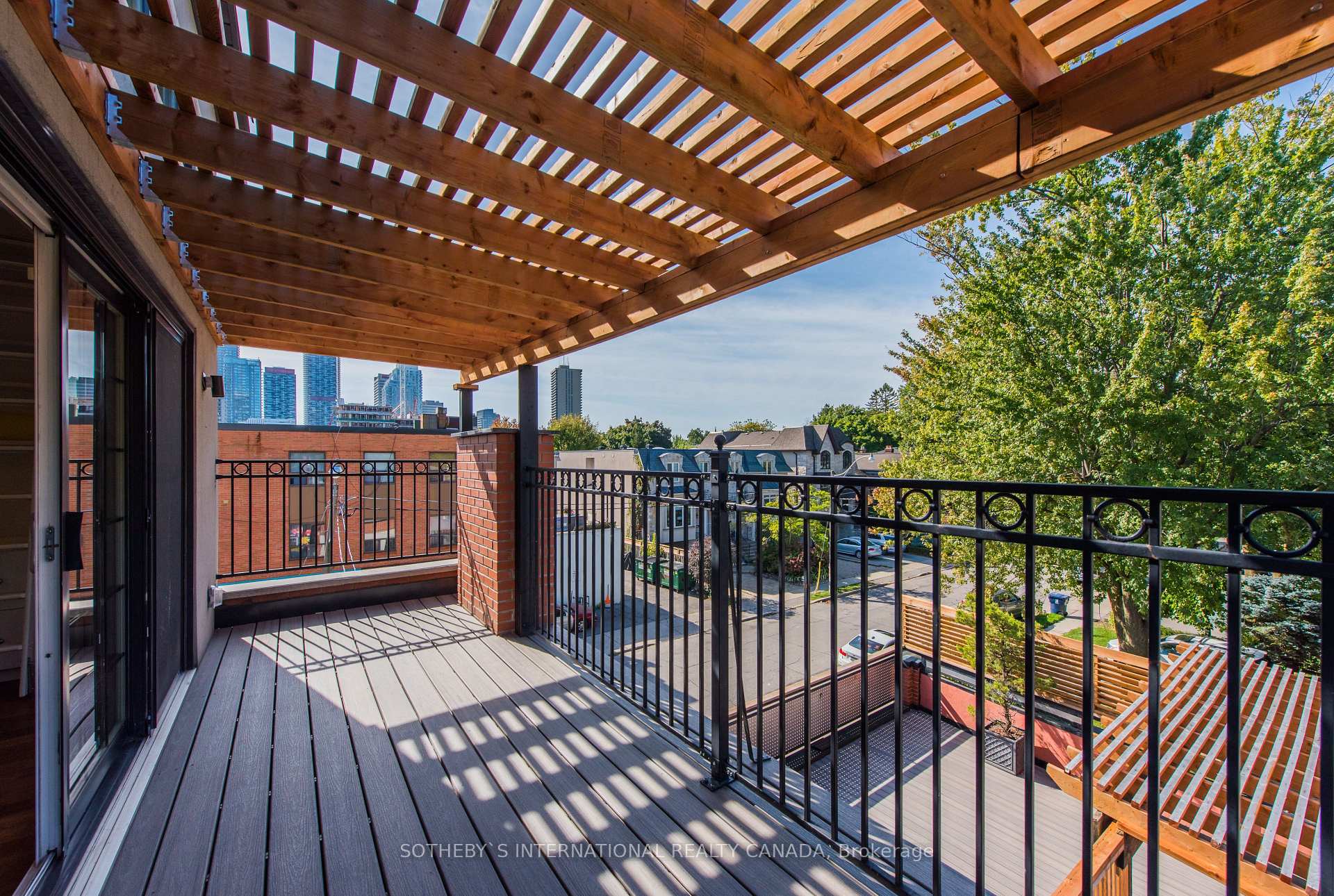 Photo 54 of 2592 Yonge Street, Toronto, Lawrence Park South — HOMEH