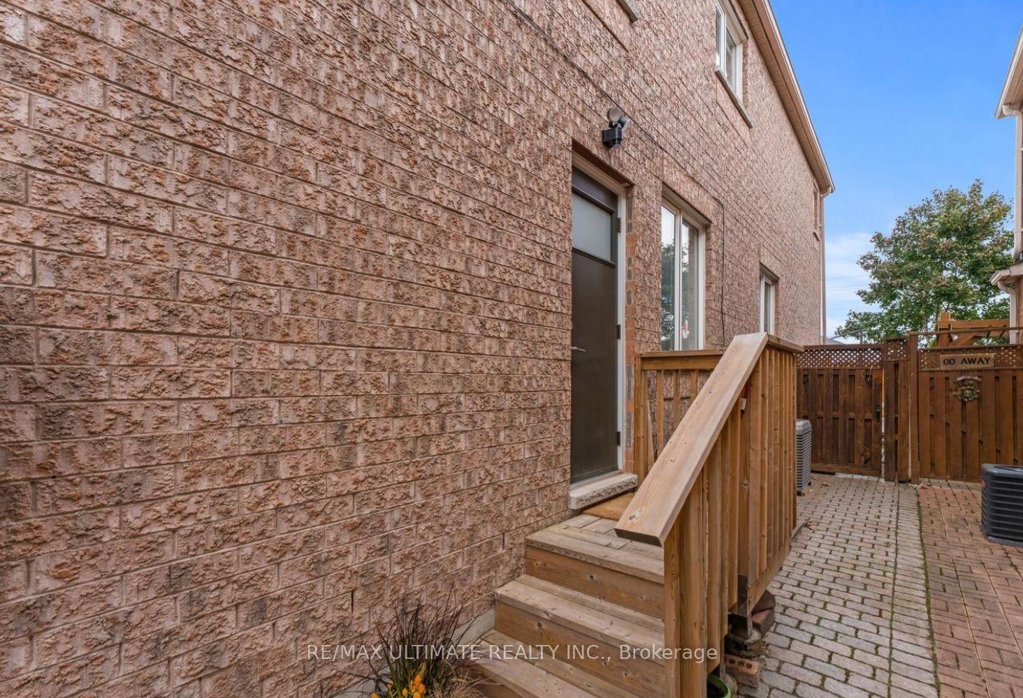 Photo 2 of Unit BSMT, 60 Senator Way, Caledon, Bolton North — HOMEH