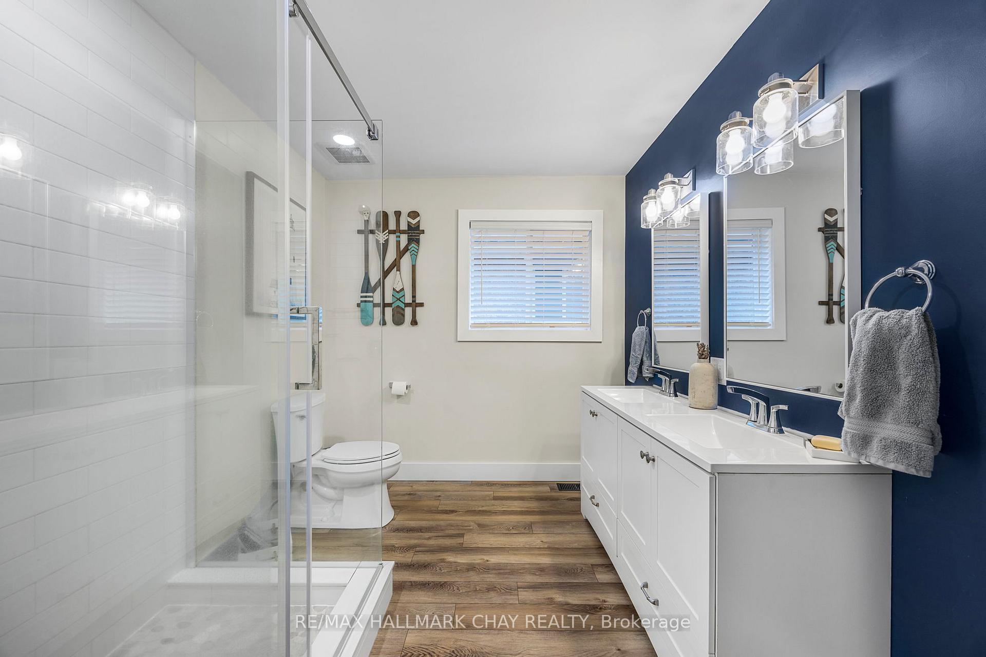 Photo 10 of 47 Monique Crescent, Barrie, East Bayfield — HOMEH