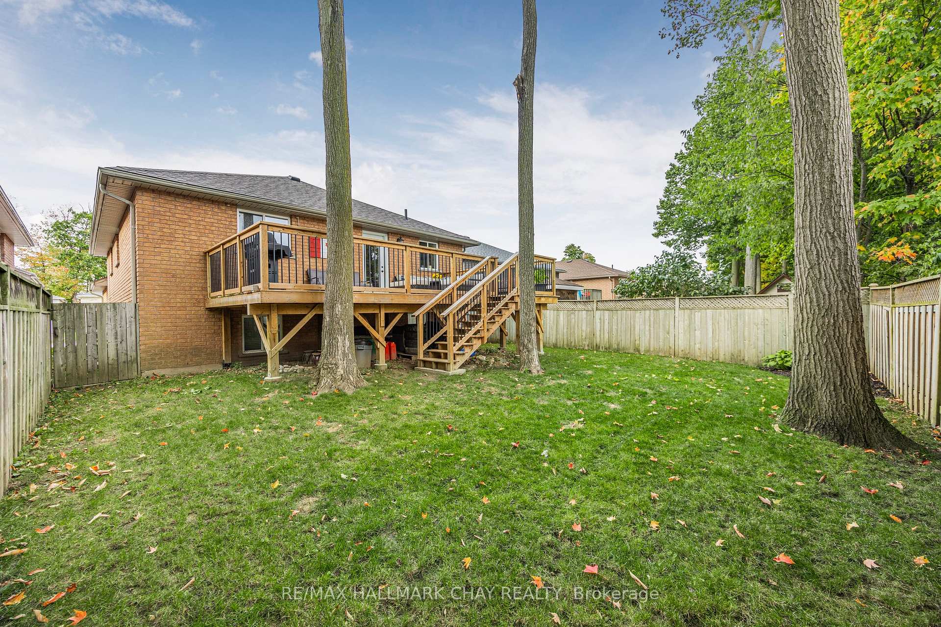 Photo 21 of 47 Monique Crescent, Barrie, East Bayfield — HOMEH