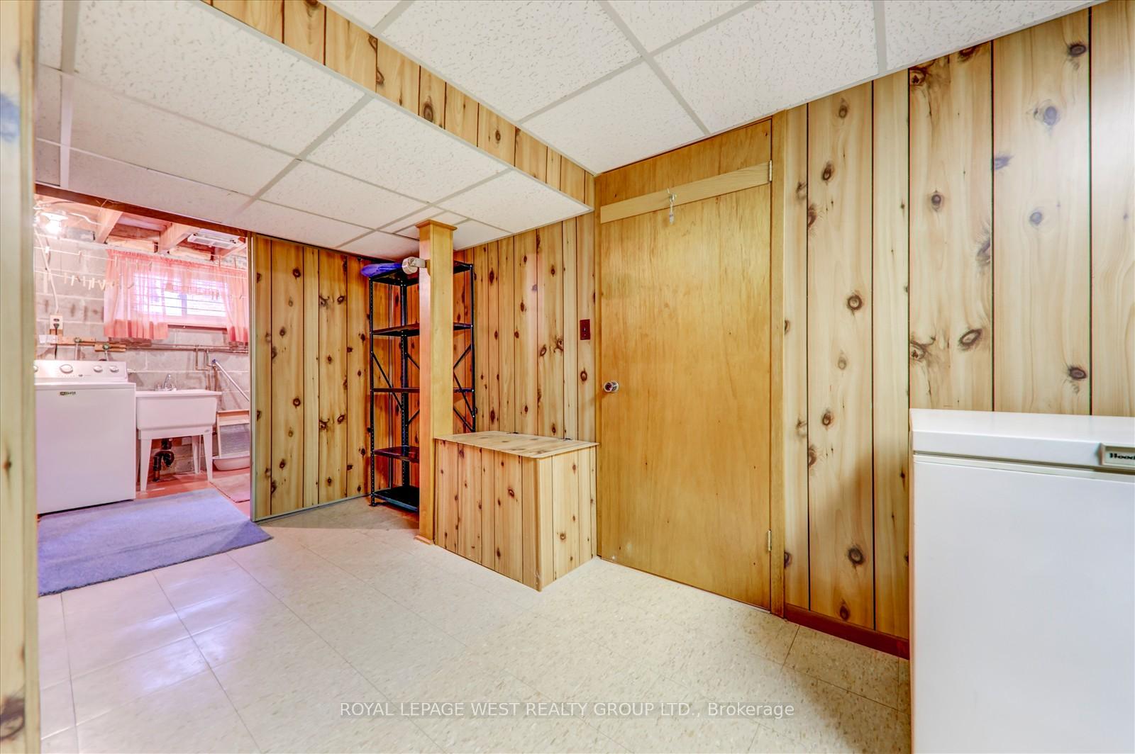 Photo 27 of 41 Squires Avenue, Toronto, O'Connor-Parkview — HOMEH