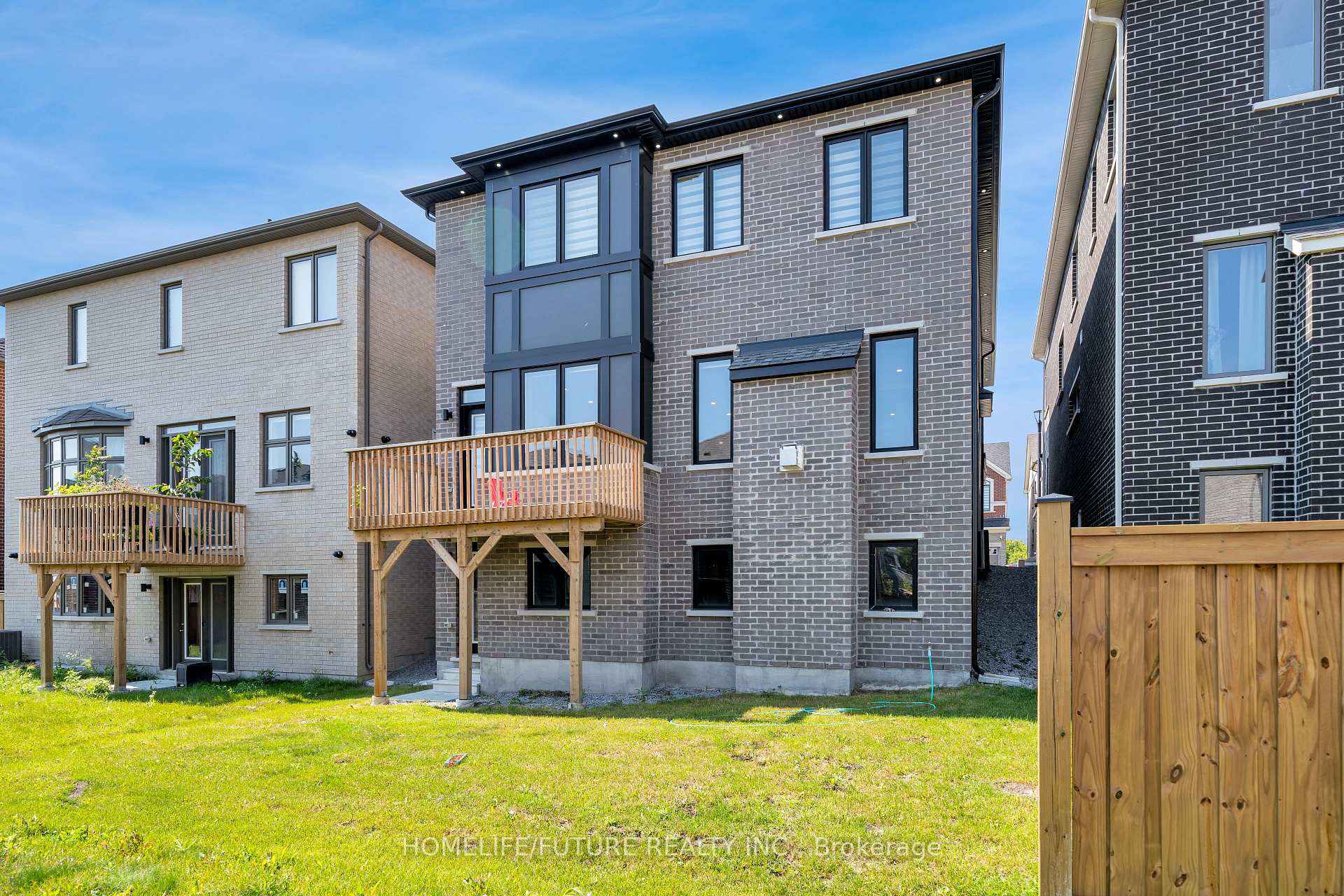 Photo 7 of 3031 Hollyberry Trail, Pickering, Rural Pickering — HOMEH