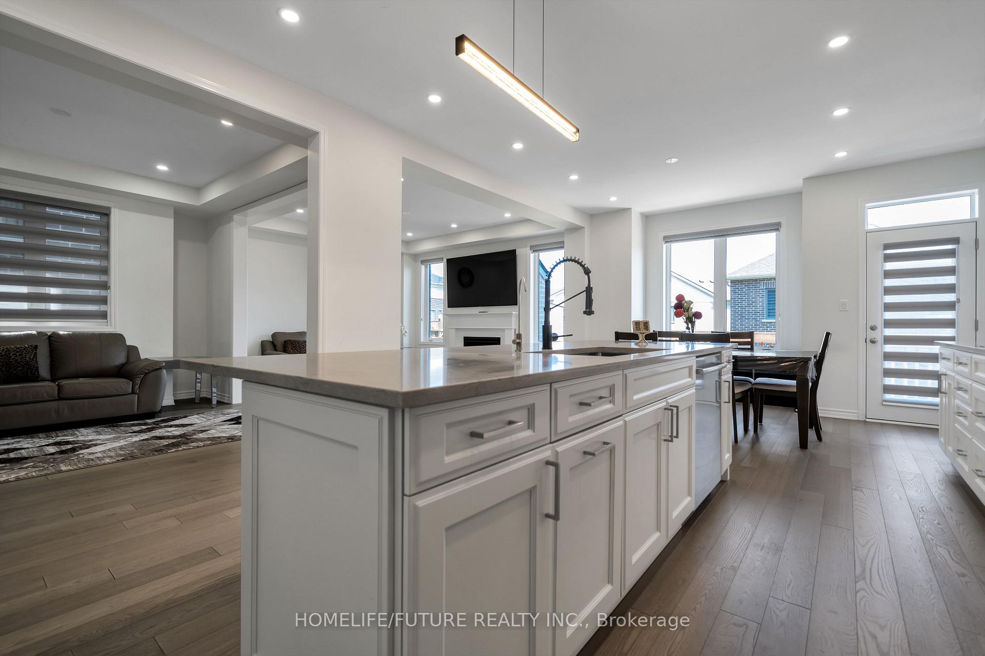 Photo 16 of 3031 Hollyberry Trail, Pickering, Rural Pickering — HOMEH
