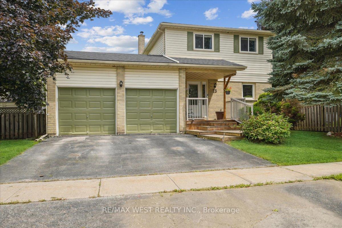 Front of 23 Metcalf Crescent