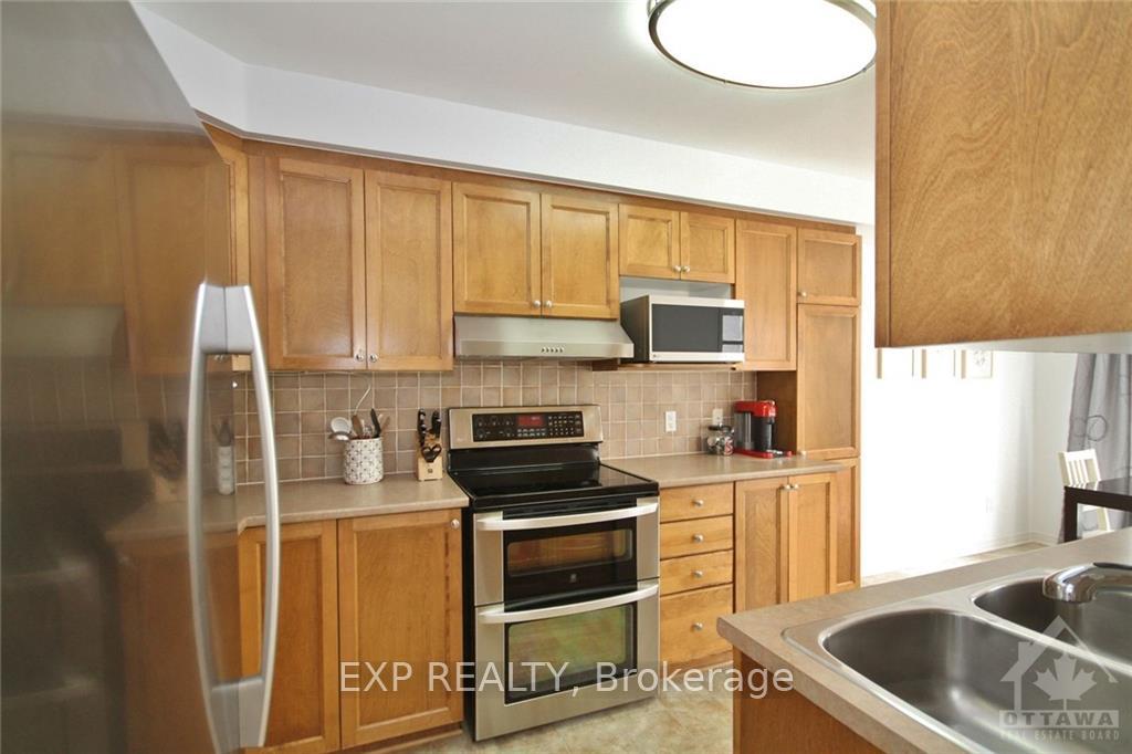 Photo 8 of 246 Berrigan Drive, Ottawa, Barrhaven - Longfields — HOMEH