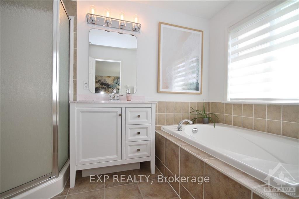 Photo 14 of 246 Berrigan Drive, Ottawa, Barrhaven - Longfields — HOMEH