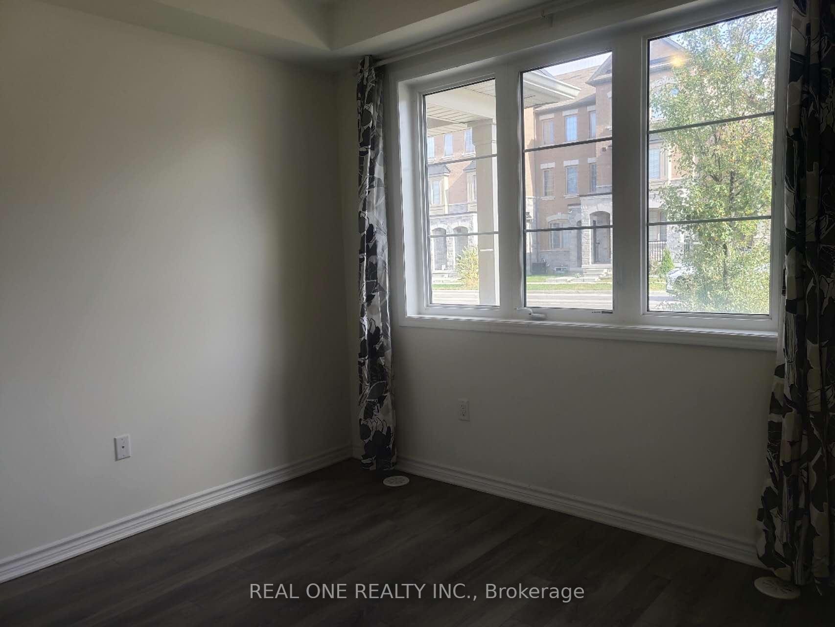 Photo 2 of 70 Cornell Centre Boulevard, Markham, Cornell — HOMEH