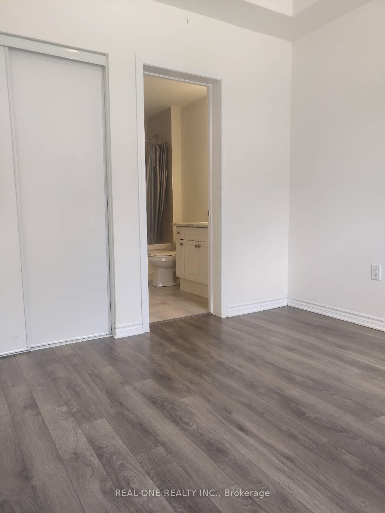 Photo 3 of 70 Cornell Centre Boulevard, Markham, Cornell — HOMEH