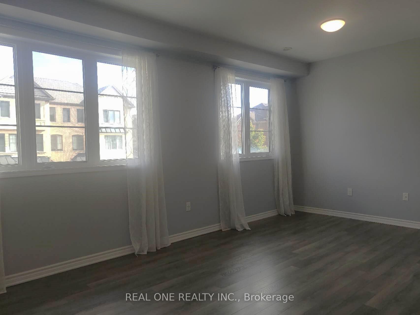 Photo 11 of 70 Cornell Centre Boulevard, Markham, Cornell — HOMEH