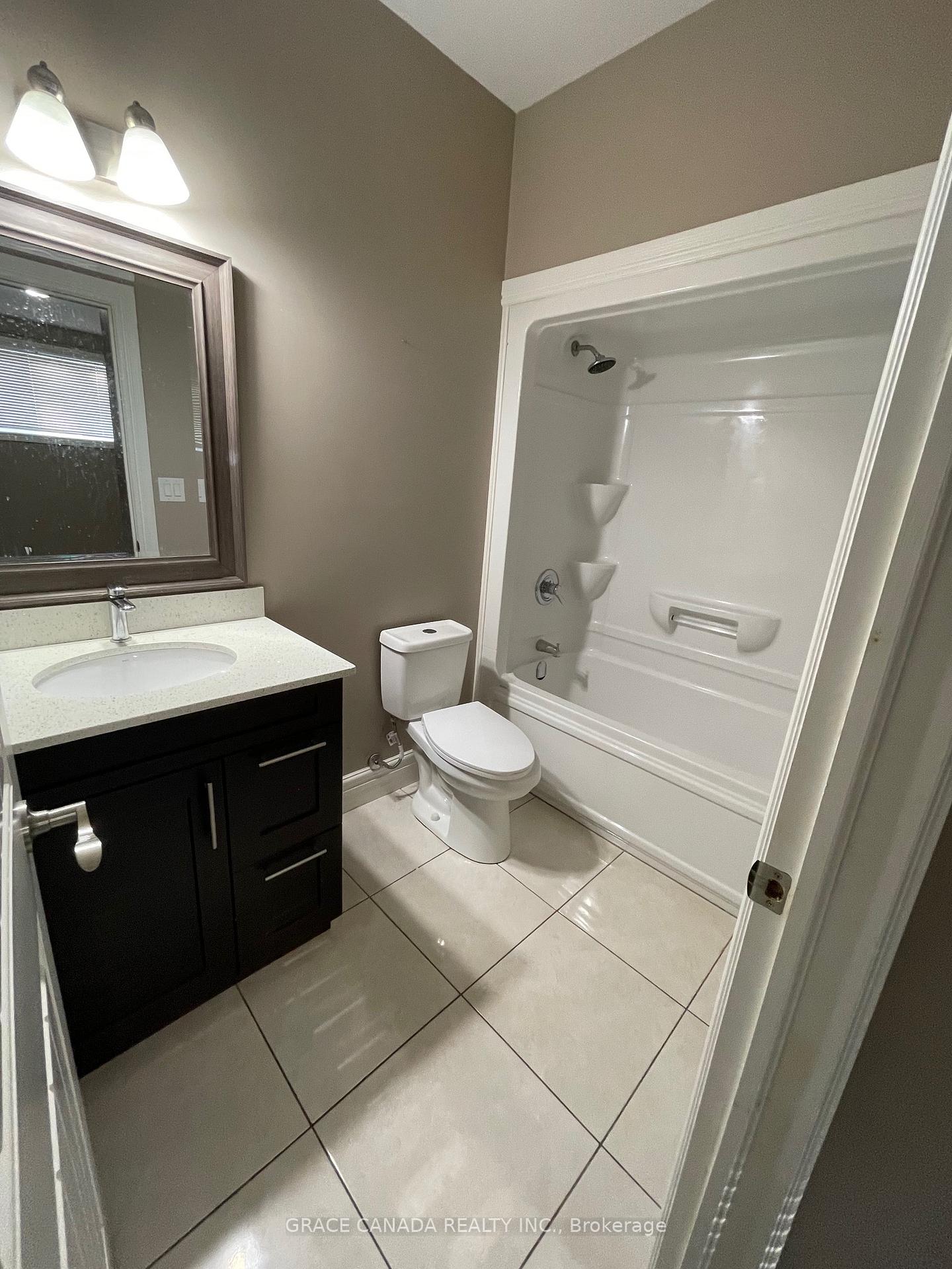 Photo 8 of Unit 1, 878 Howard Avenue, Windsor — HOMEH
