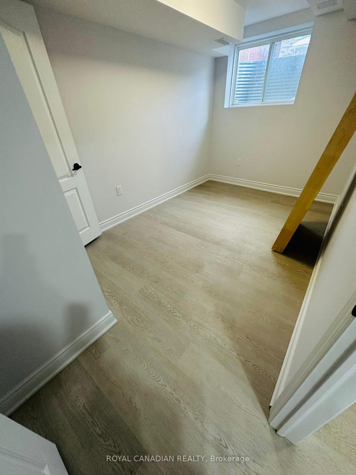 Photo 8 of 11 Lollard Way, Brampton, Bram West — HOMEH
