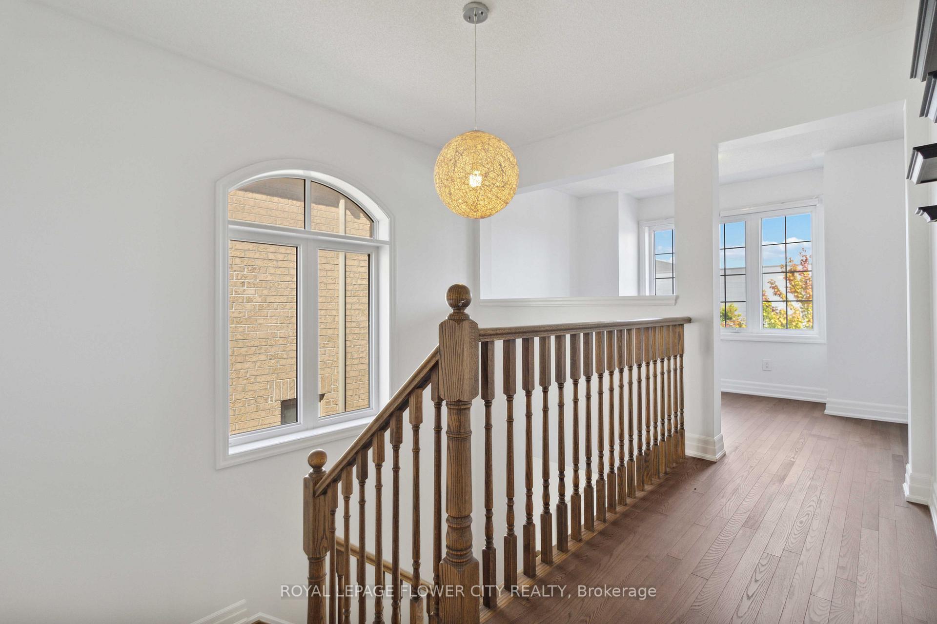 Photo 18 of 18 Rising Hill Ridge E, Brampton, Bram West — HOMEH