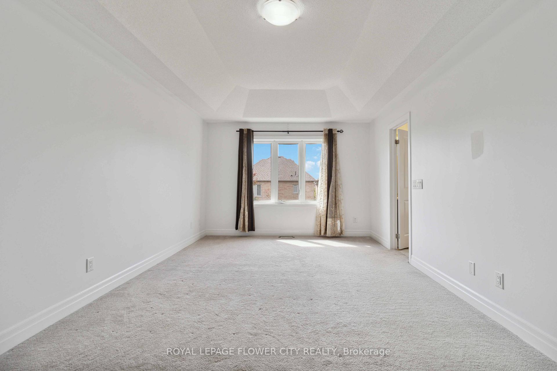 Photo 26 of 18 Rising Hill Ridge E, Brampton, Bram West — HOMEH