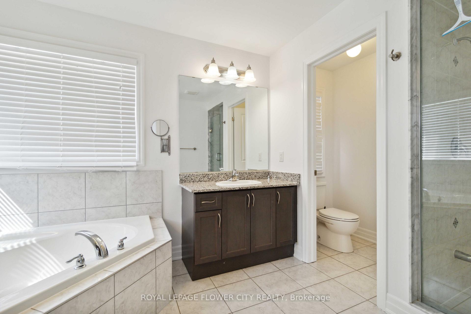 Photo 28 of 18 Rising Hill Ridge E, Brampton, Bram West — HOMEH