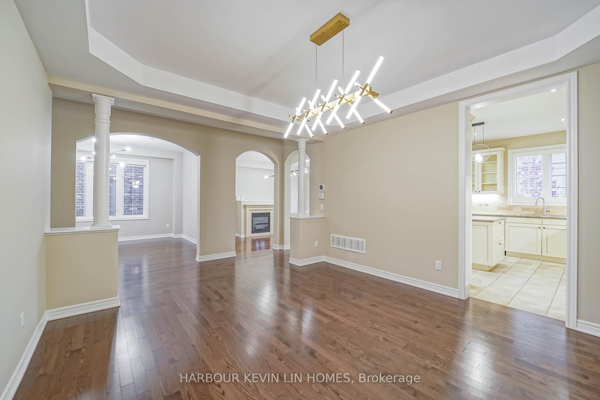 Photo 11 of 84 Glenheron Crescent, Vaughan, Patterson — HOMEH