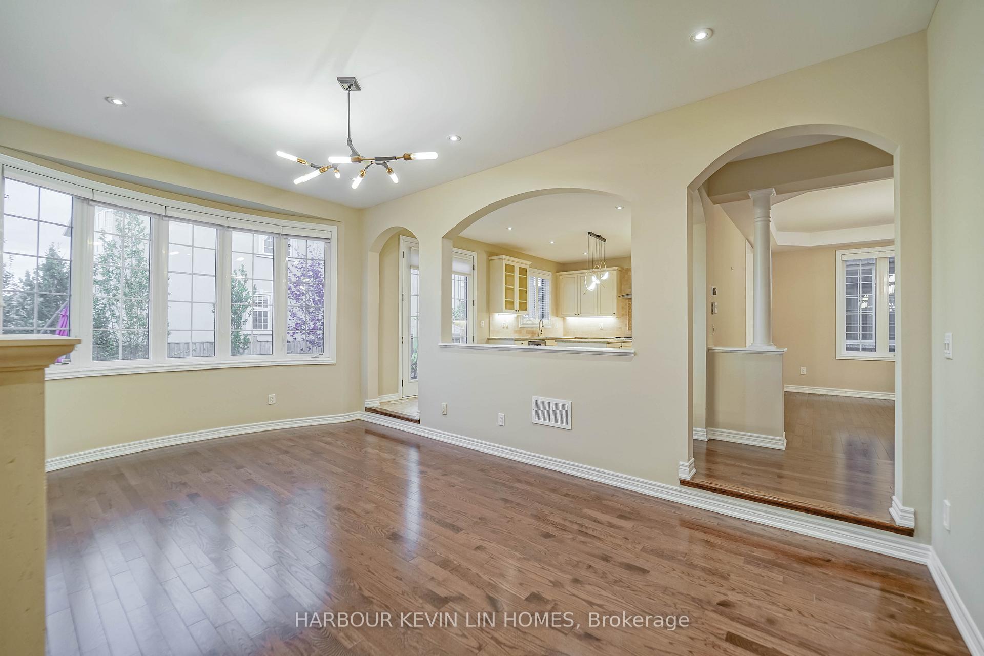 Photo 14 of 84 Glenheron Crescent, Vaughan, Patterson — HOMEH