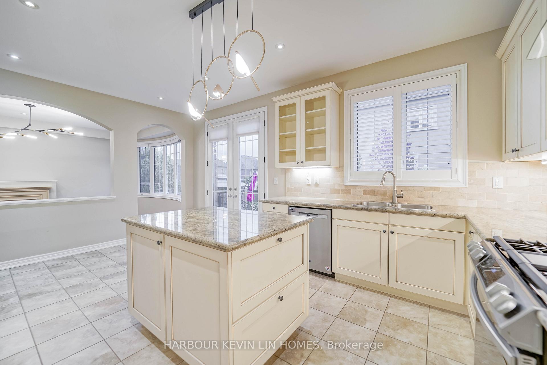 Photo 19 of 84 Glenheron Crescent, Vaughan, Patterson — HOMEH