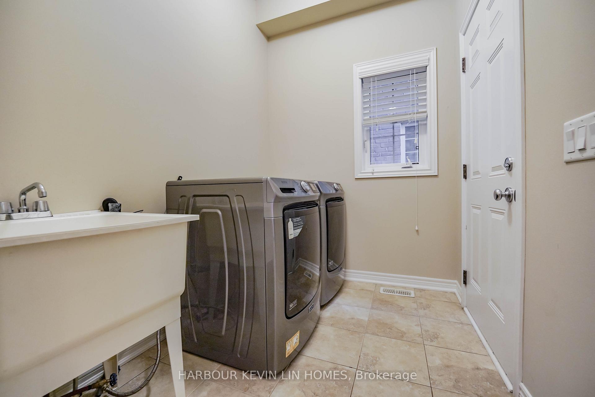 Photo 20 of 84 Glenheron Crescent, Vaughan, Patterson — HOMEH