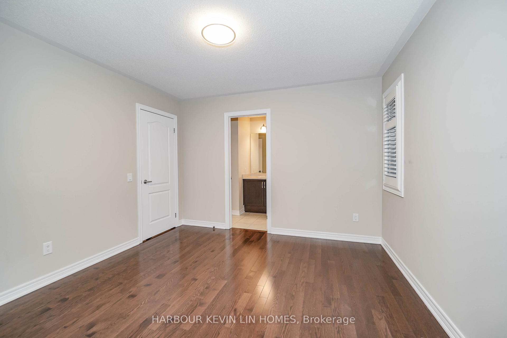 Photo 32 of 84 Glenheron Crescent, Vaughan, Patterson — HOMEH