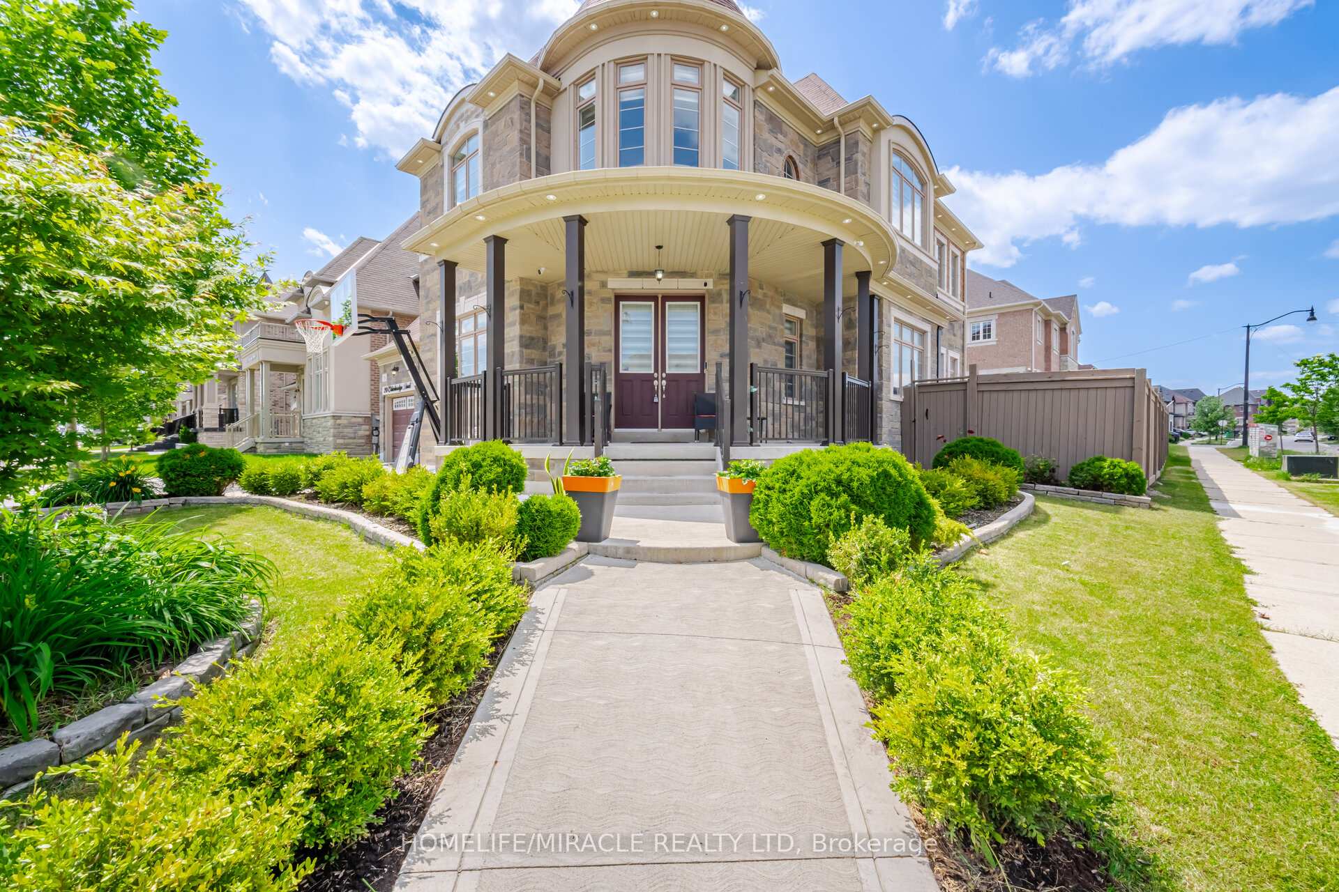 Front of 20 Elderbridge Road