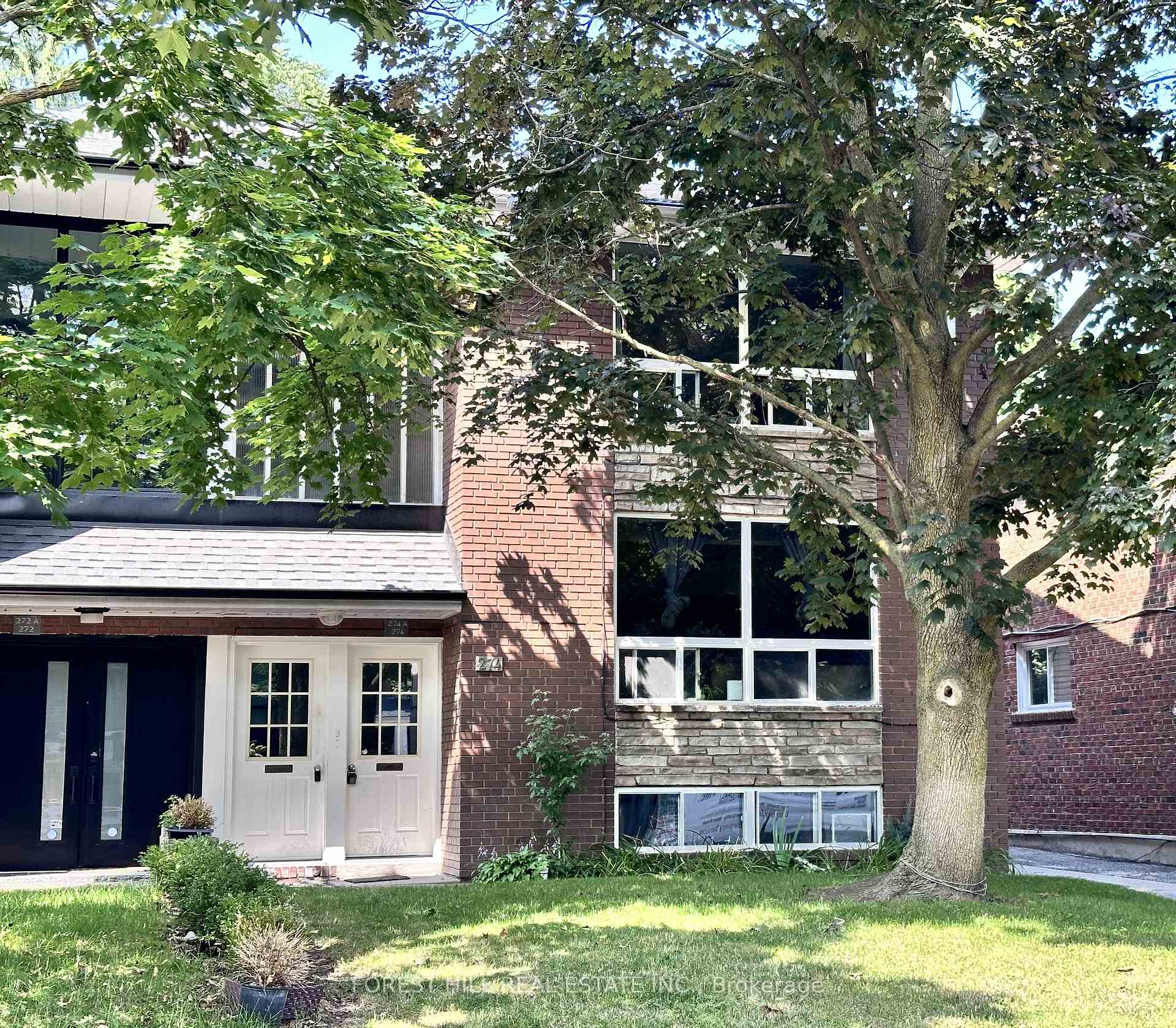 Front of 274 Glenforest Road