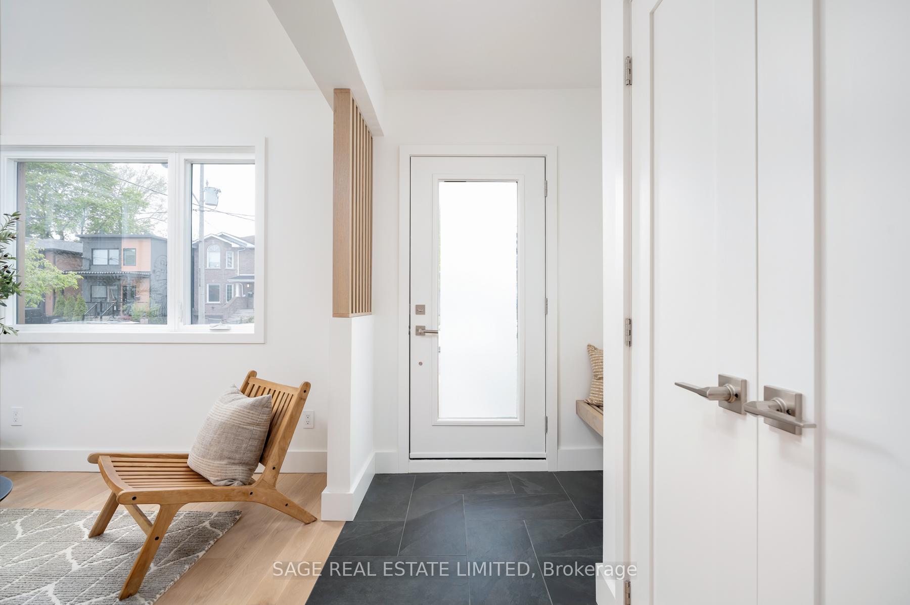 Photo 2 of 245 Linsmore Crescent, Toronto, Danforth Village-East York — HOMEH