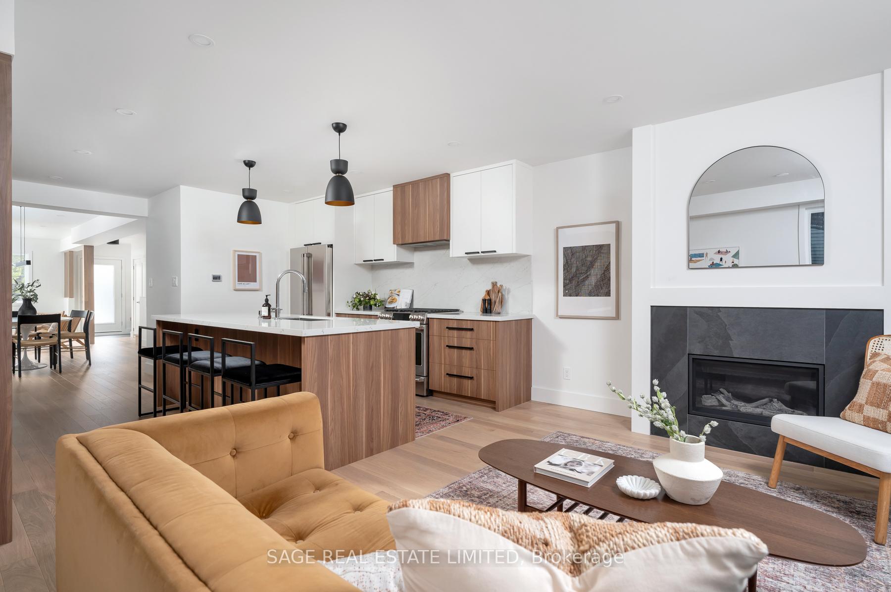 Photo 16 of 245 Linsmore Crescent, Toronto, Danforth Village-East York — HOMEH