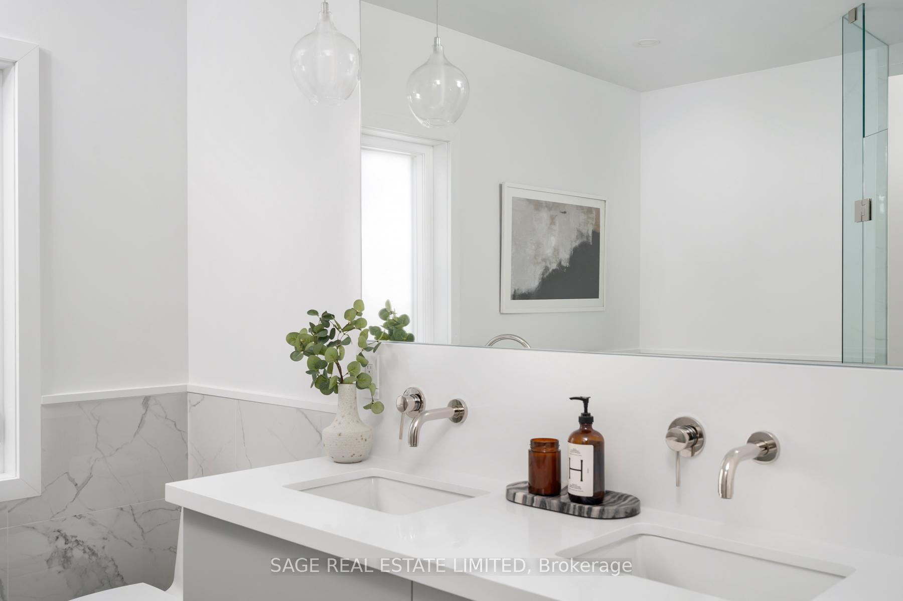 Photo 21 of 245 Linsmore Crescent, Toronto, Danforth Village-East York — HOMEH