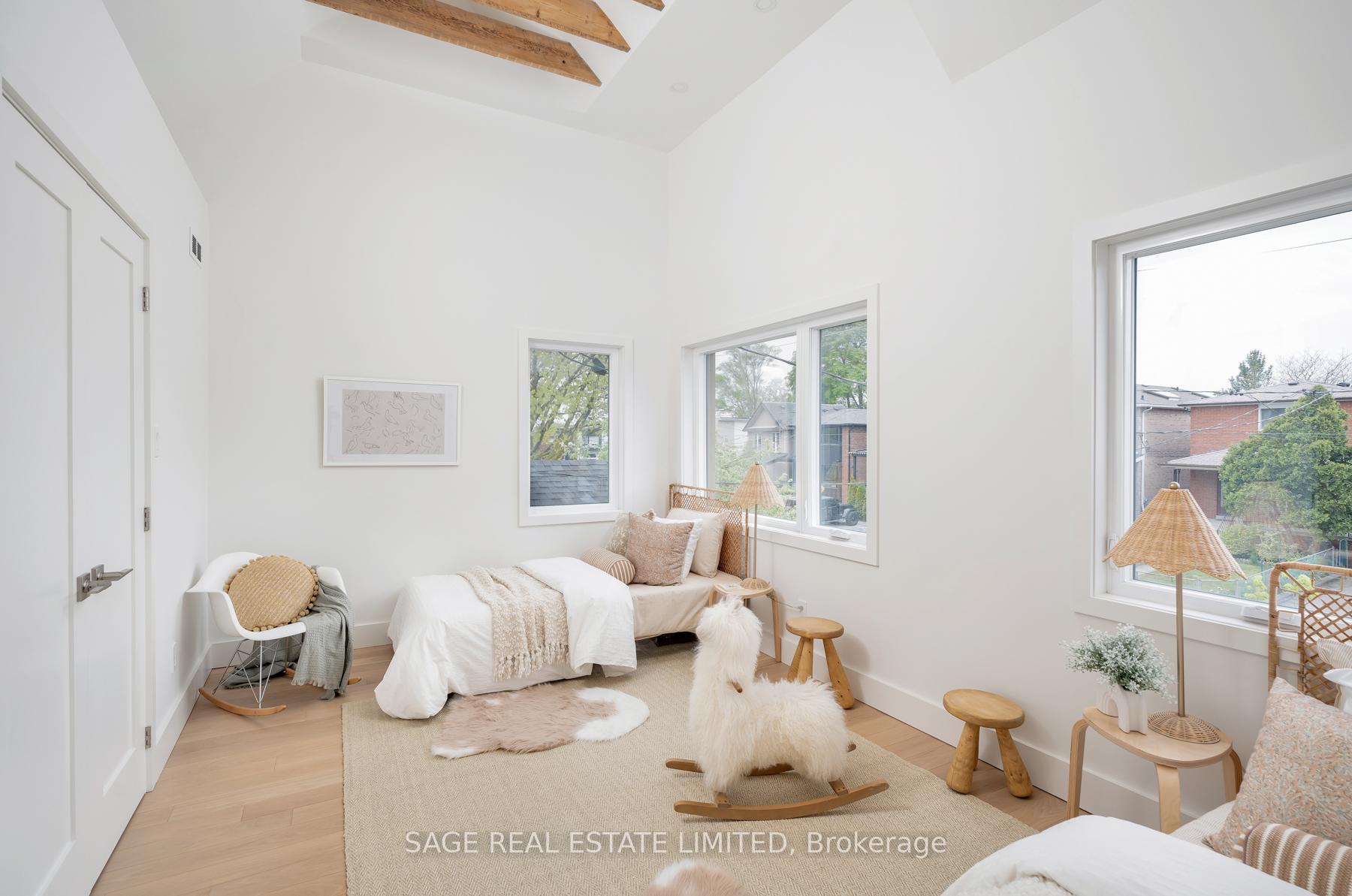 Photo 25 of 245 Linsmore Crescent, Toronto, Danforth Village-East York — HOMEH