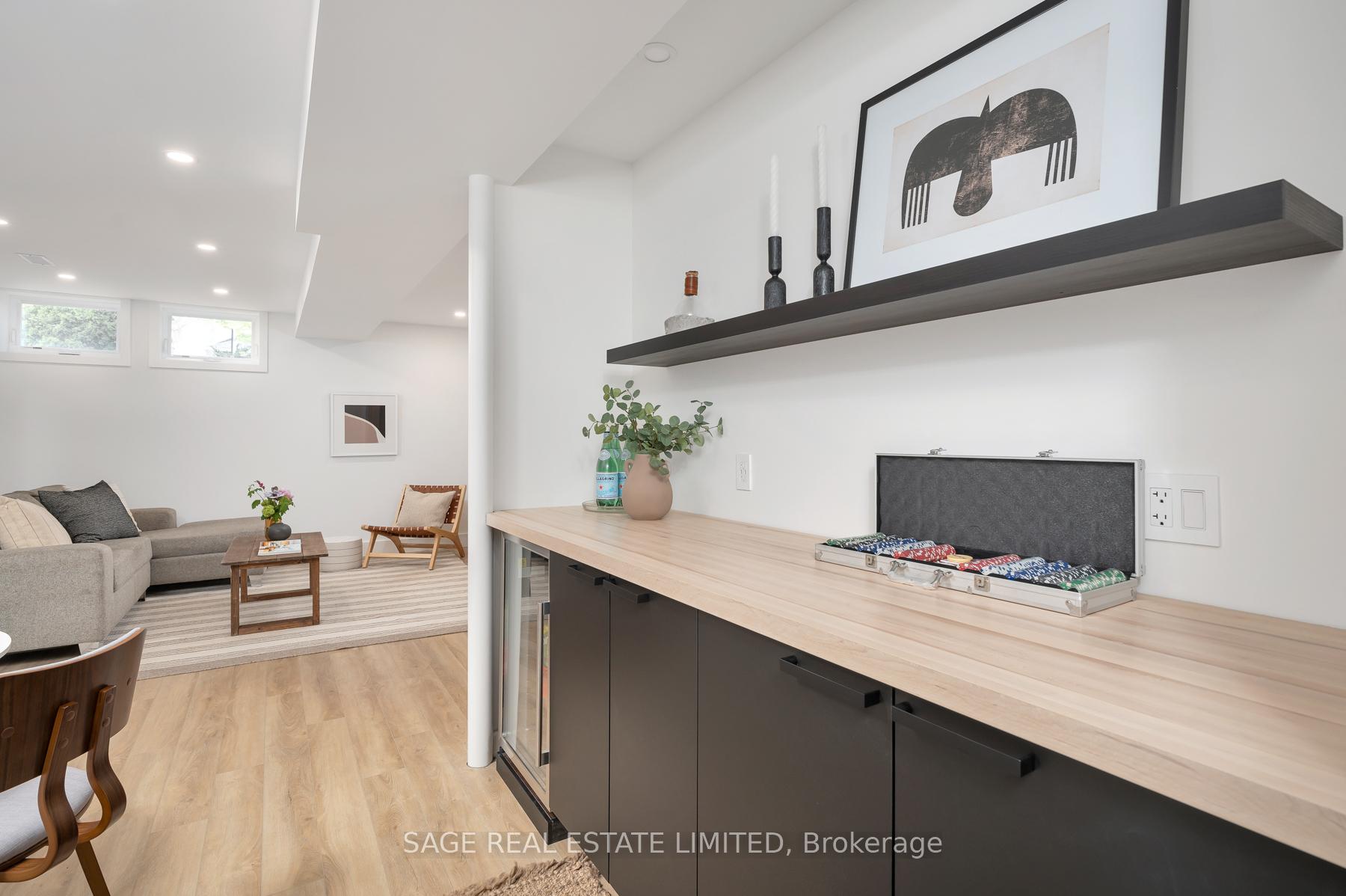 Photo 31 of 245 Linsmore Crescent, Toronto, Danforth Village-East York — HOMEH