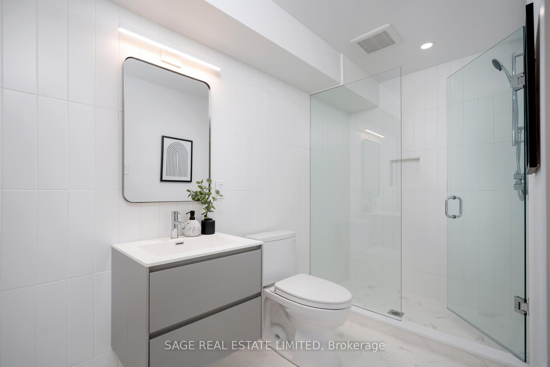 Photo 32 of 245 Linsmore Crescent, Toronto, Danforth Village-East York — HOMEH