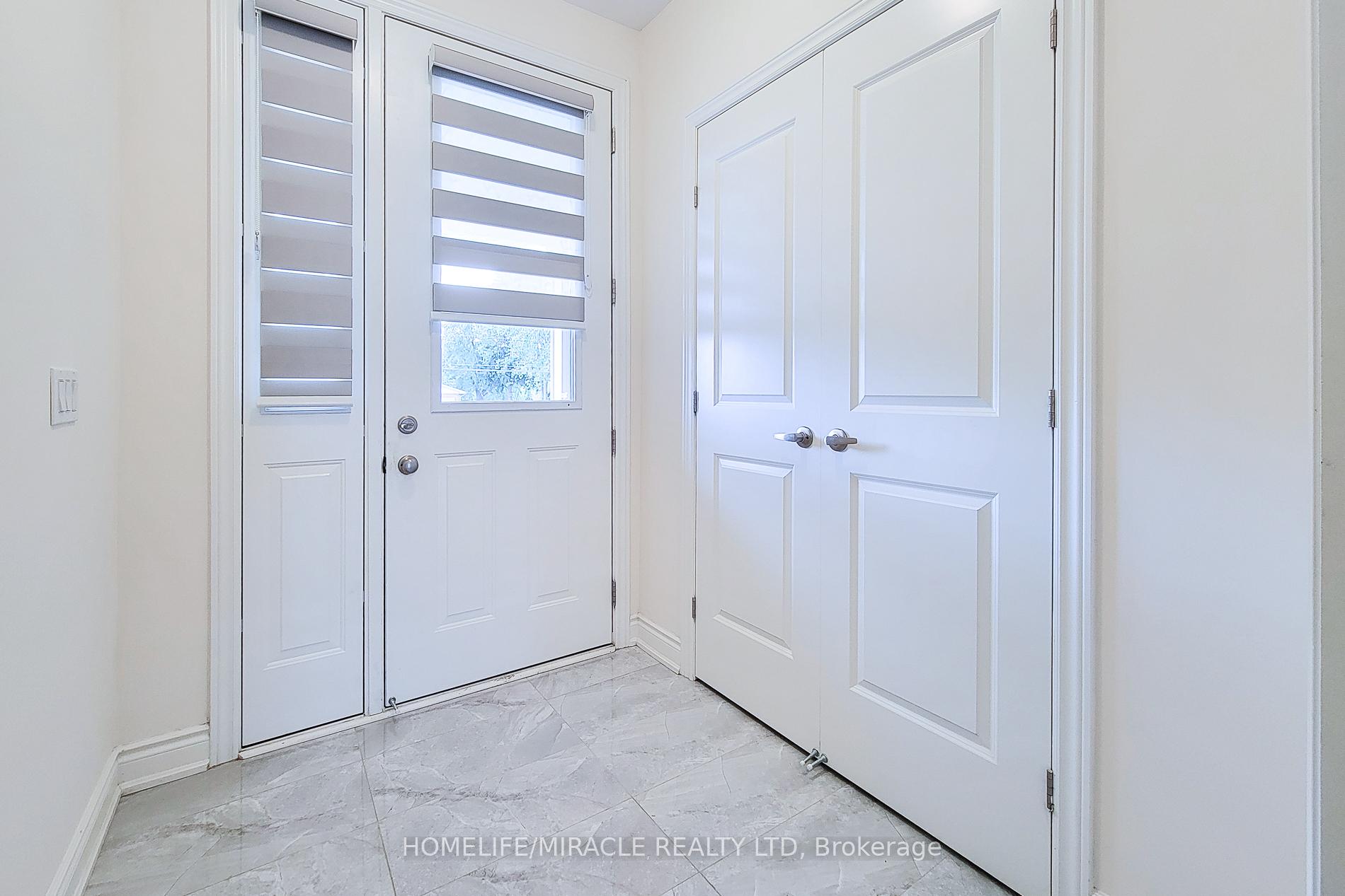 Photo 5 of 1101 Garner Road E, Hamilton, Ancaster — HOMEH