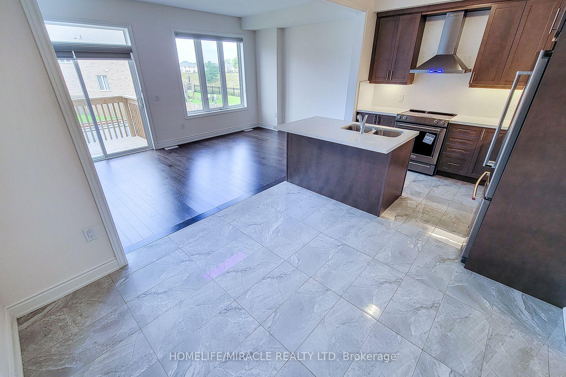 Photo 8 of 1101 Garner Road E, Hamilton, Ancaster — HOMEH