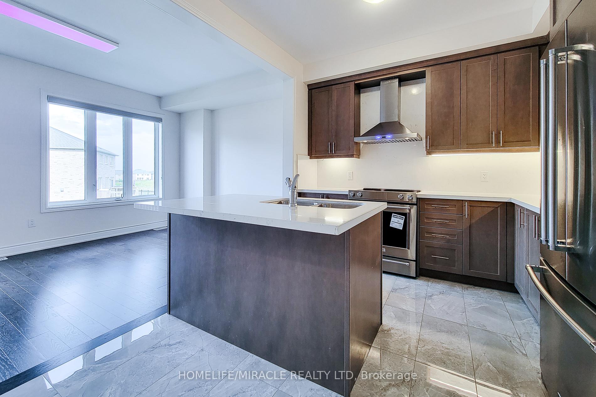 Photo 11 of 1101 Garner Road E, Hamilton, Ancaster — HOMEH