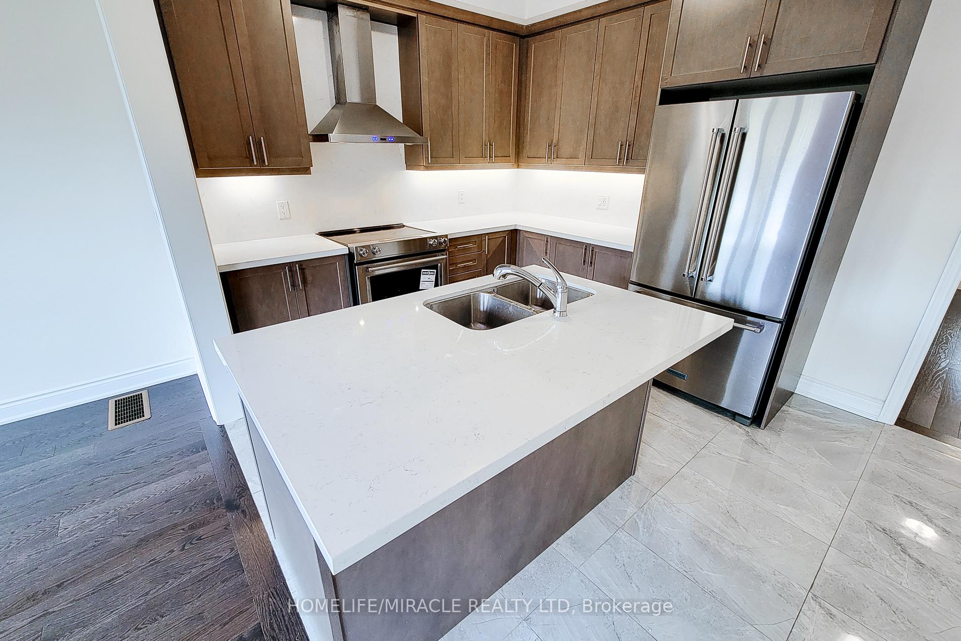 Photo 13 of 1101 Garner Road E, Hamilton, Ancaster — HOMEH
