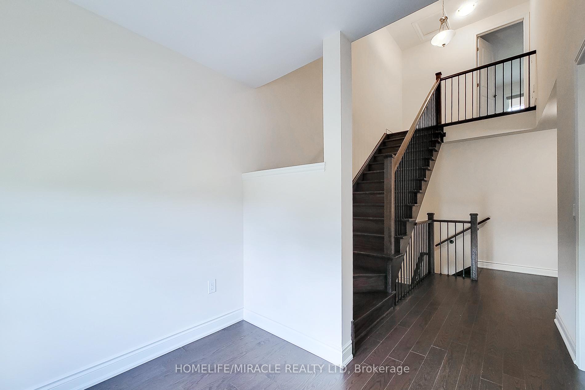 Photo 21 of 1101 Garner Road E, Hamilton, Ancaster — HOMEH
