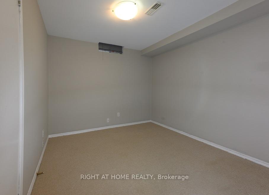 Photo 11 of 696 Ormond Drive, Oshawa, Samac — HOMEH