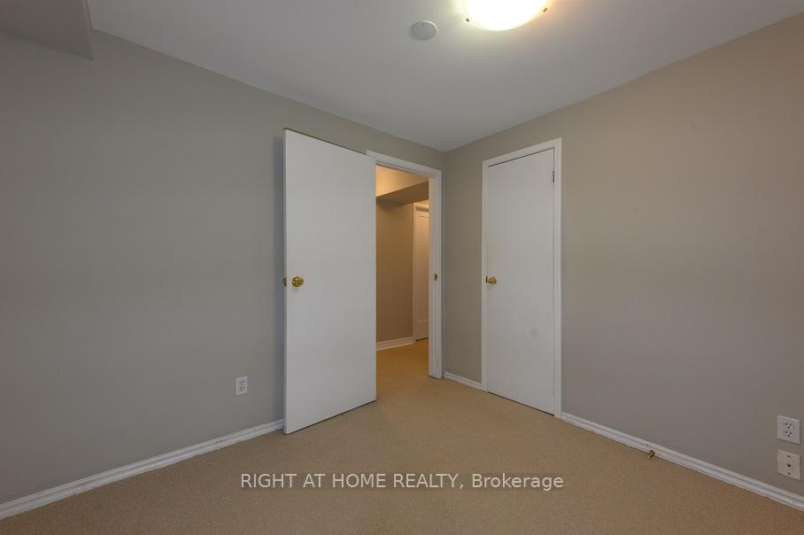 Photo 12 of 696 Ormond Drive, Oshawa, Samac — HOMEH