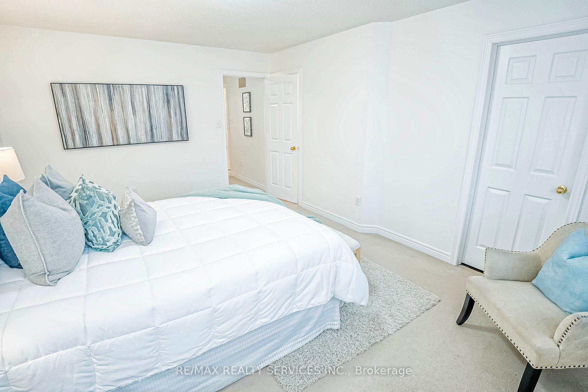 Photo 64 of 85 Frenchpark Circle, Brampton, Credit Valley — HOMEH