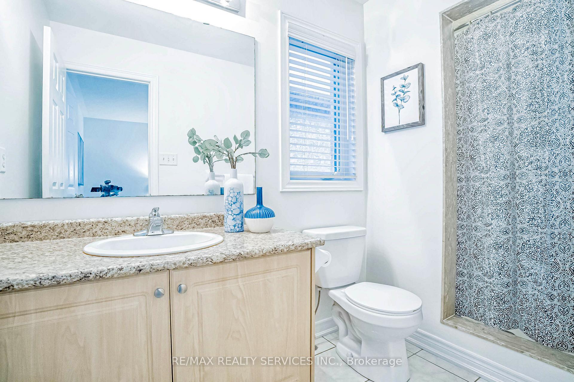 Photo 65 of 85 Frenchpark Circle, Brampton, Credit Valley — HOMEH