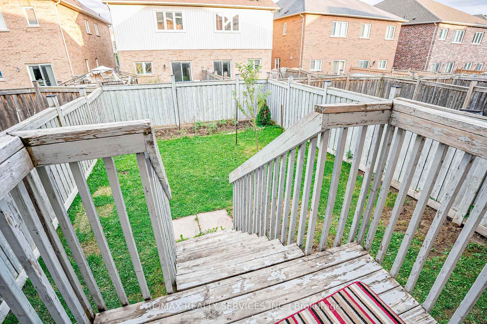 Photo 78 of 85 Frenchpark Circle, Brampton, Credit Valley — HOMEH