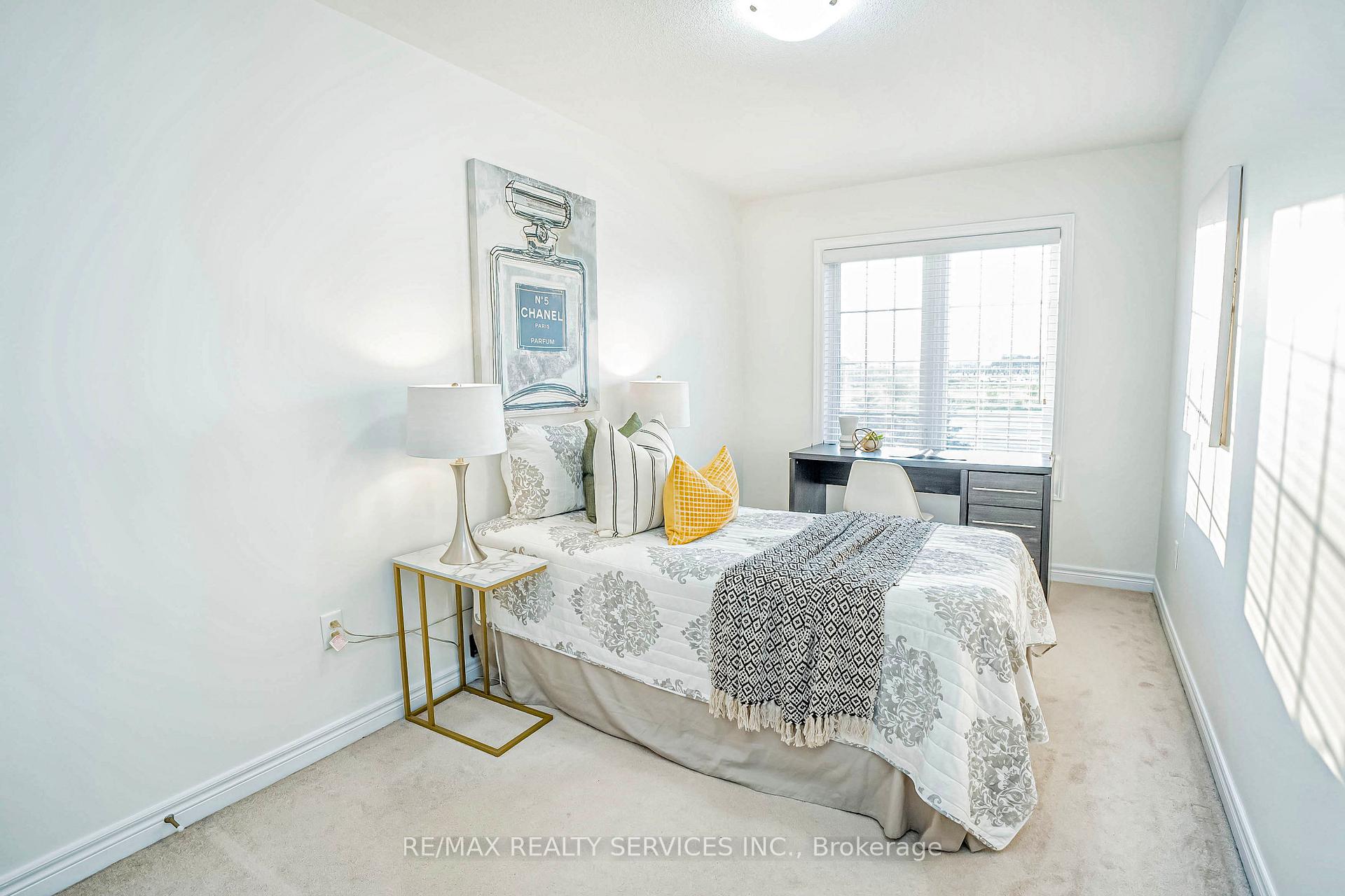 Photo 49 of 85 Frenchpark Circle, Brampton, Credit Valley — HOMEH
