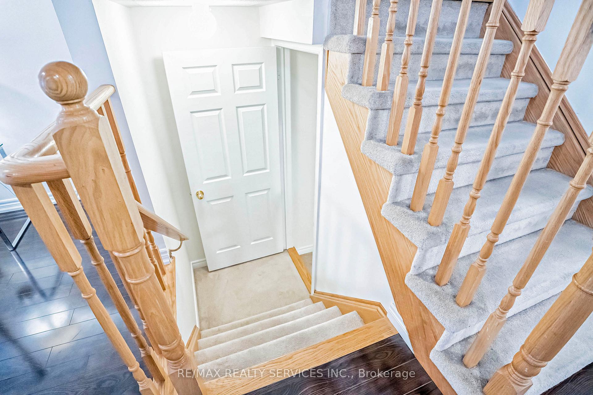 Photo 53 of 85 Frenchpark Circle, Brampton, Credit Valley — HOMEH