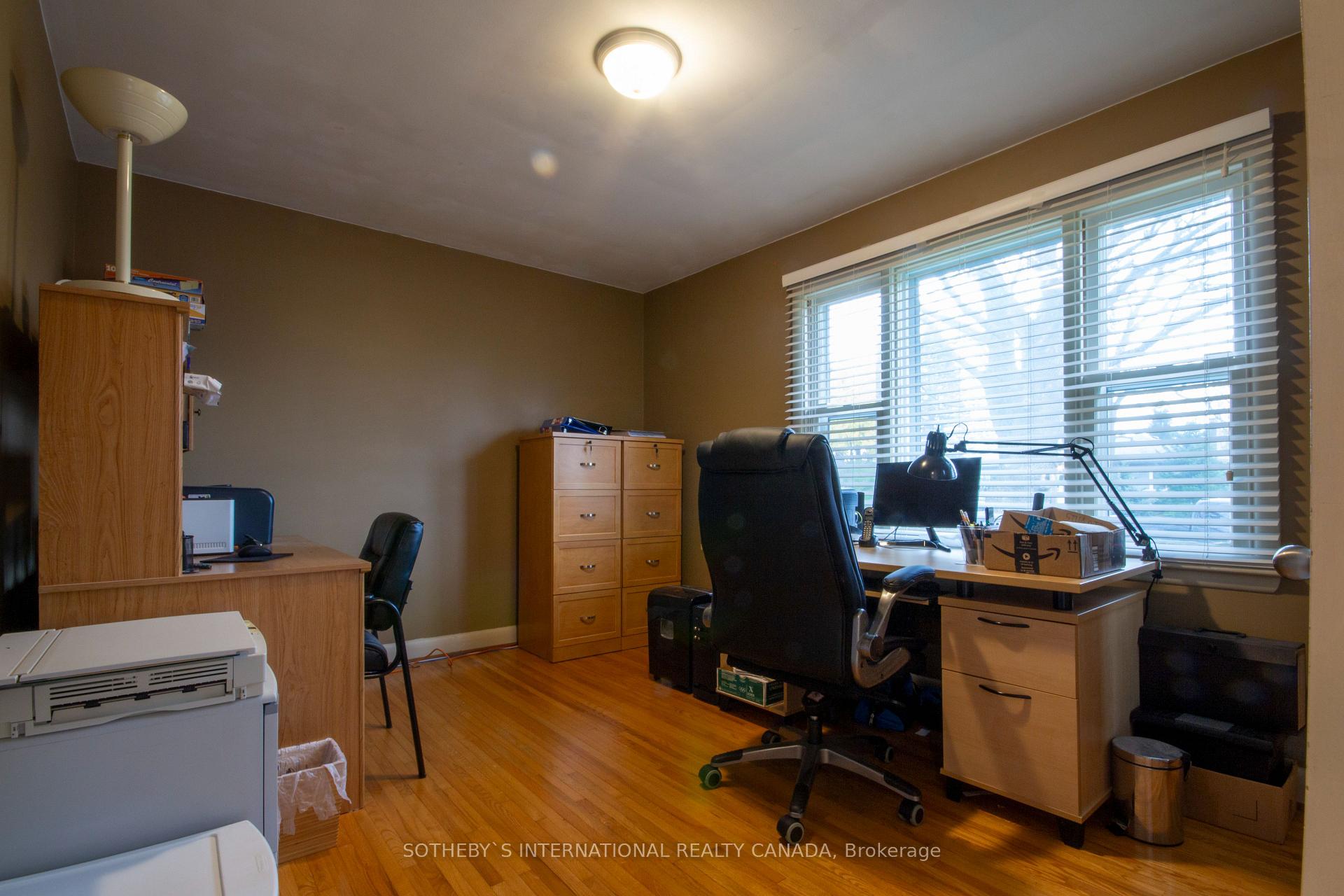 Photo 22 of 593 Westview Avenue, Hamilton, Ancaster — HOMEH