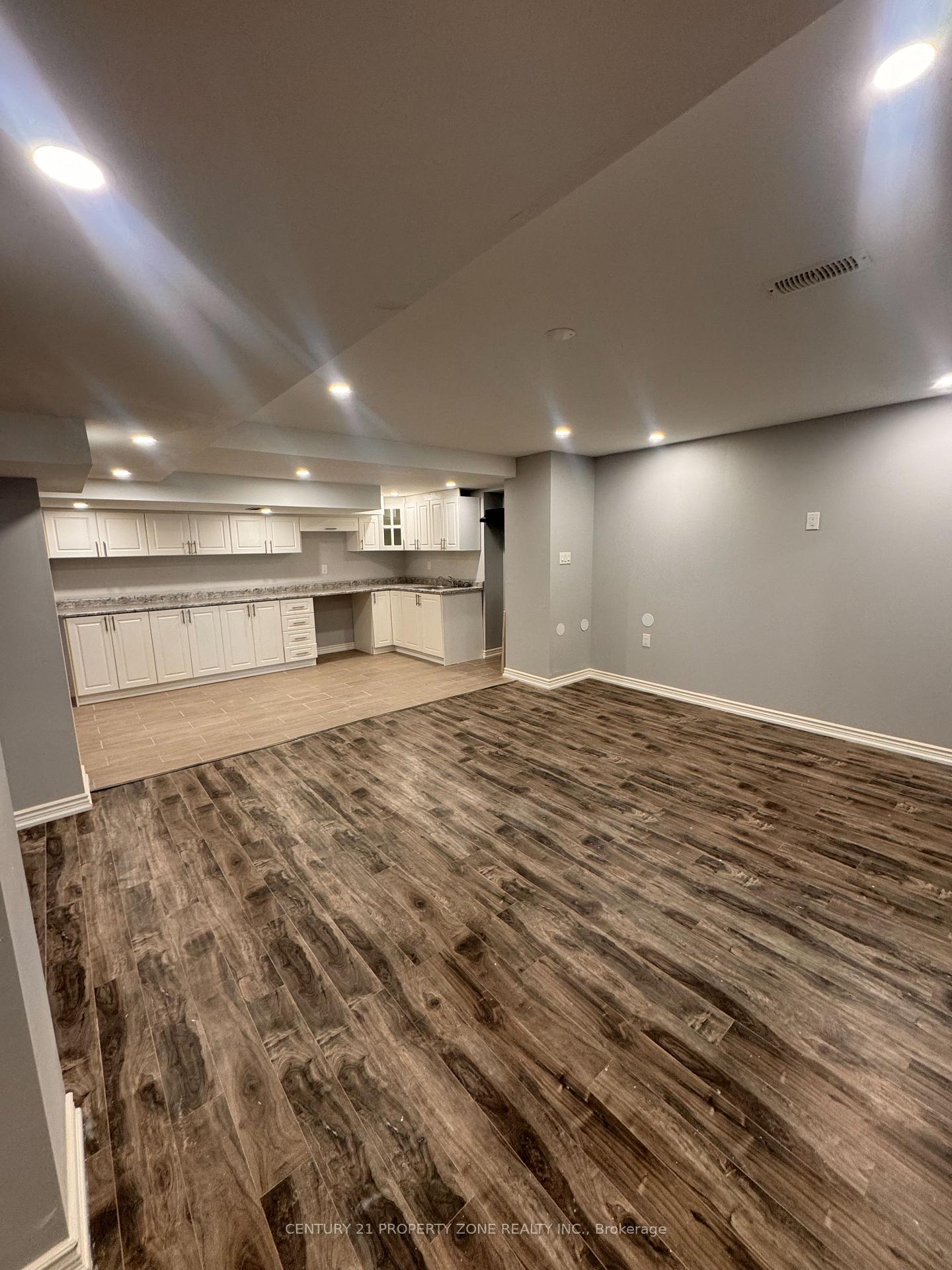 Photo 3 of Unit bsmt, 9 Covina Road E, Brampton, Credit Valley — HOMEH