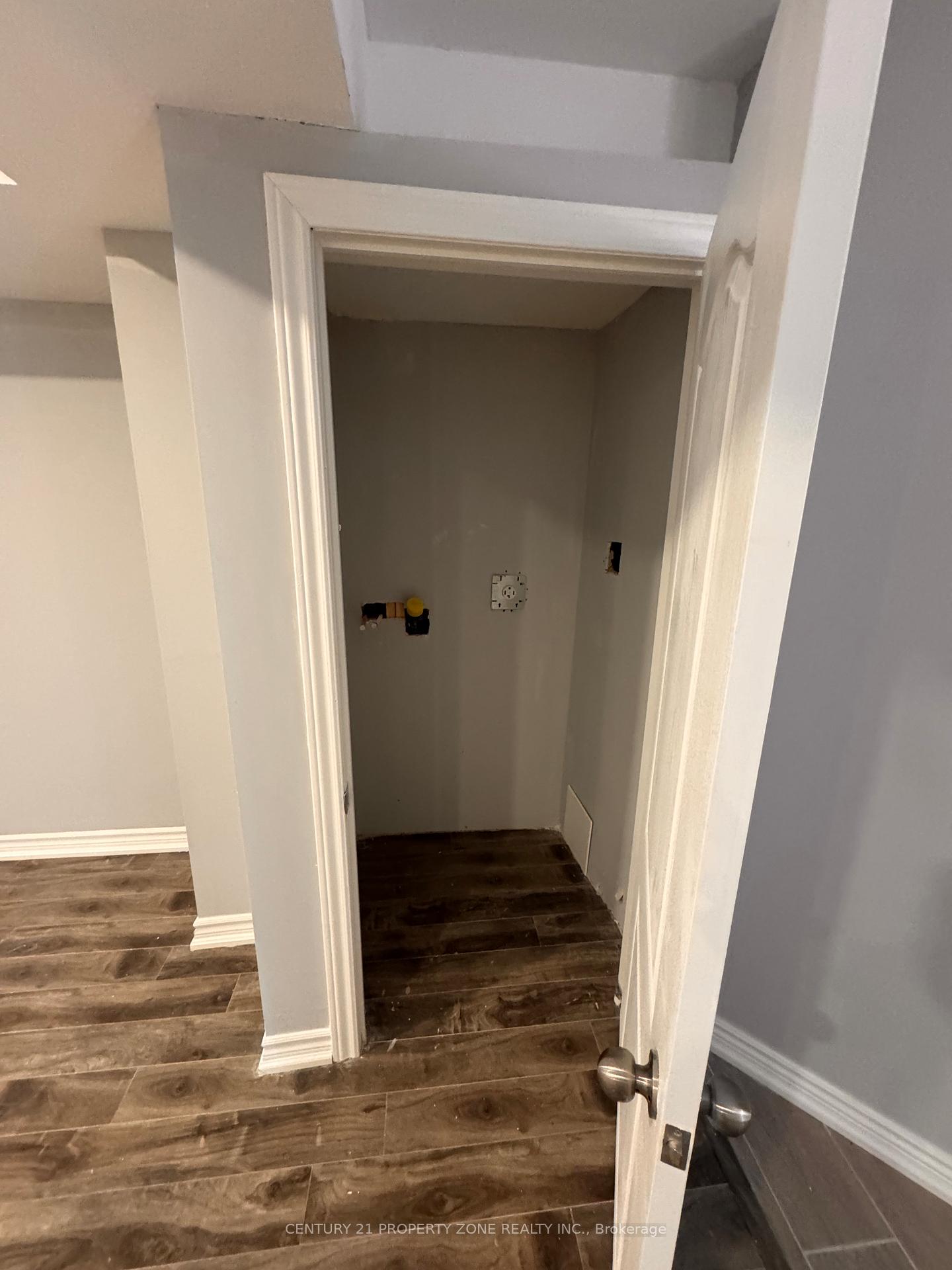 Photo 12 of Unit bsmt, 9 Covina Road E, Brampton, Credit Valley — HOMEH