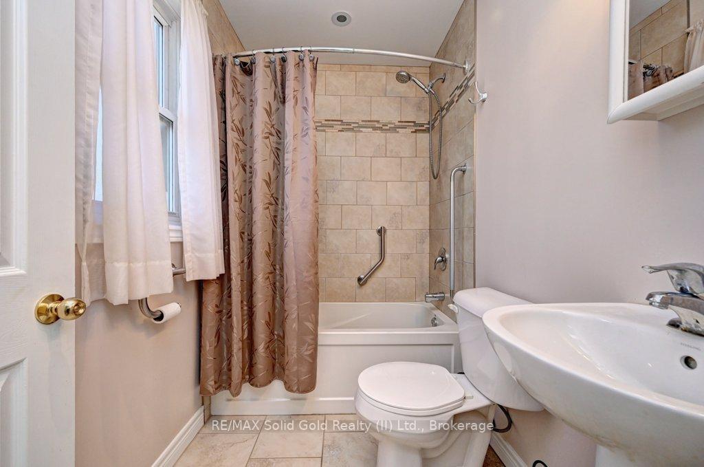 Photo 14 of 211 Lorne Avenue, Kitchener — HOMEH