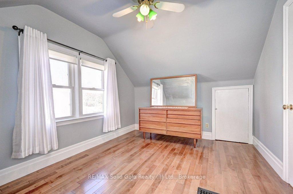 Photo 21 of 211 Lorne Avenue, Kitchener — HOMEH