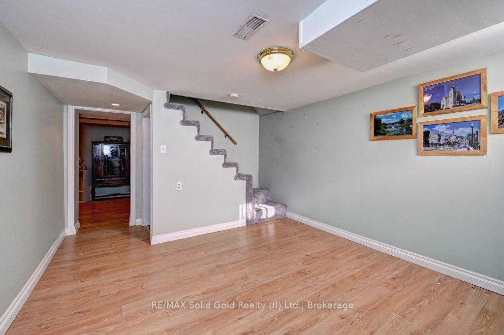 Photo 22 of 211 Lorne Avenue, Kitchener — HOMEH